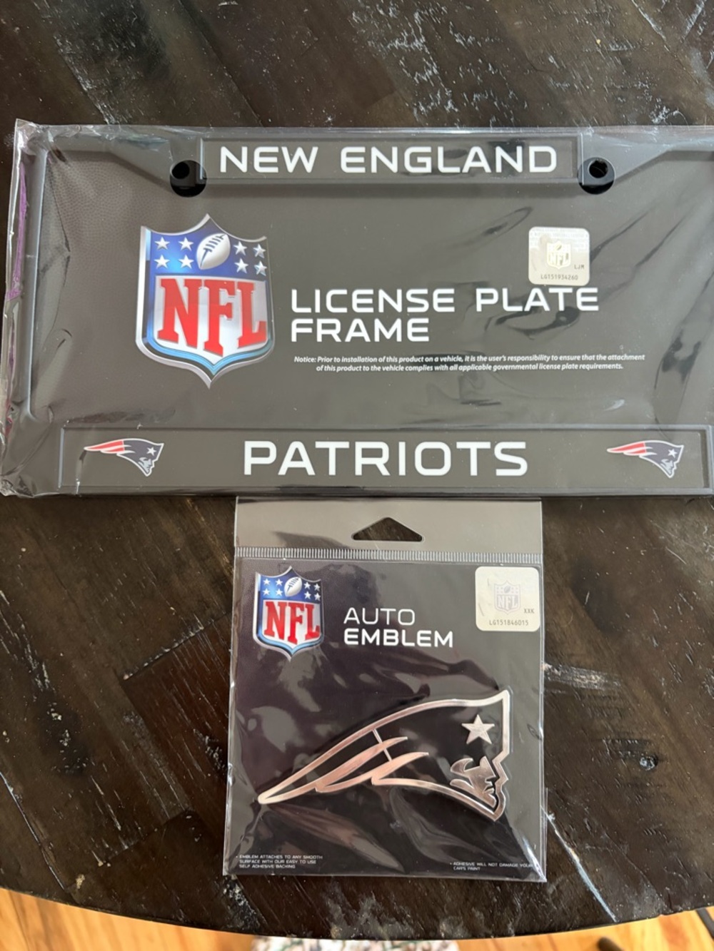 NWT New England Patriots license plate frame and car emblem